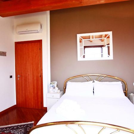 B&B Campovolo มอนซามบาโน ภายนอก รูปภาพ