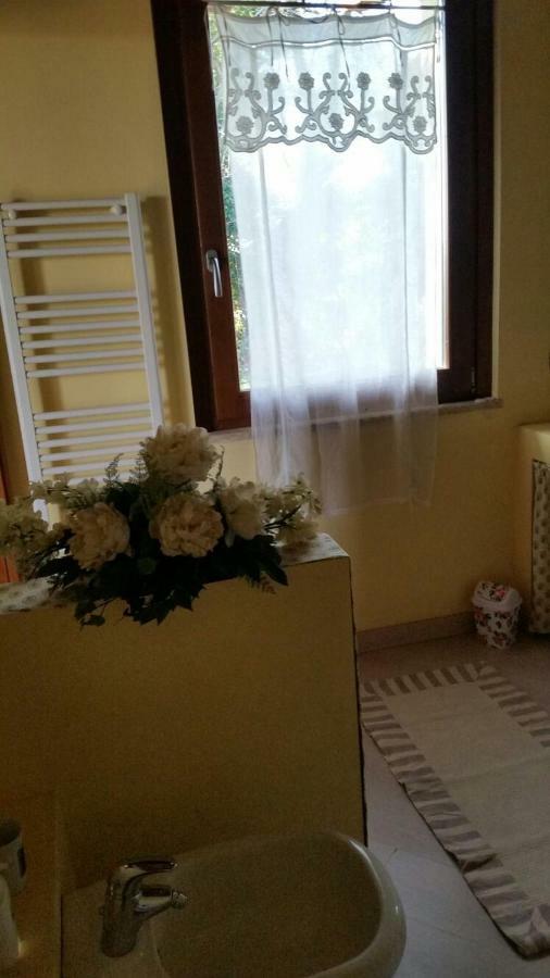 B&B Campovolo มอนซามบาโน ภายนอก รูปภาพ
